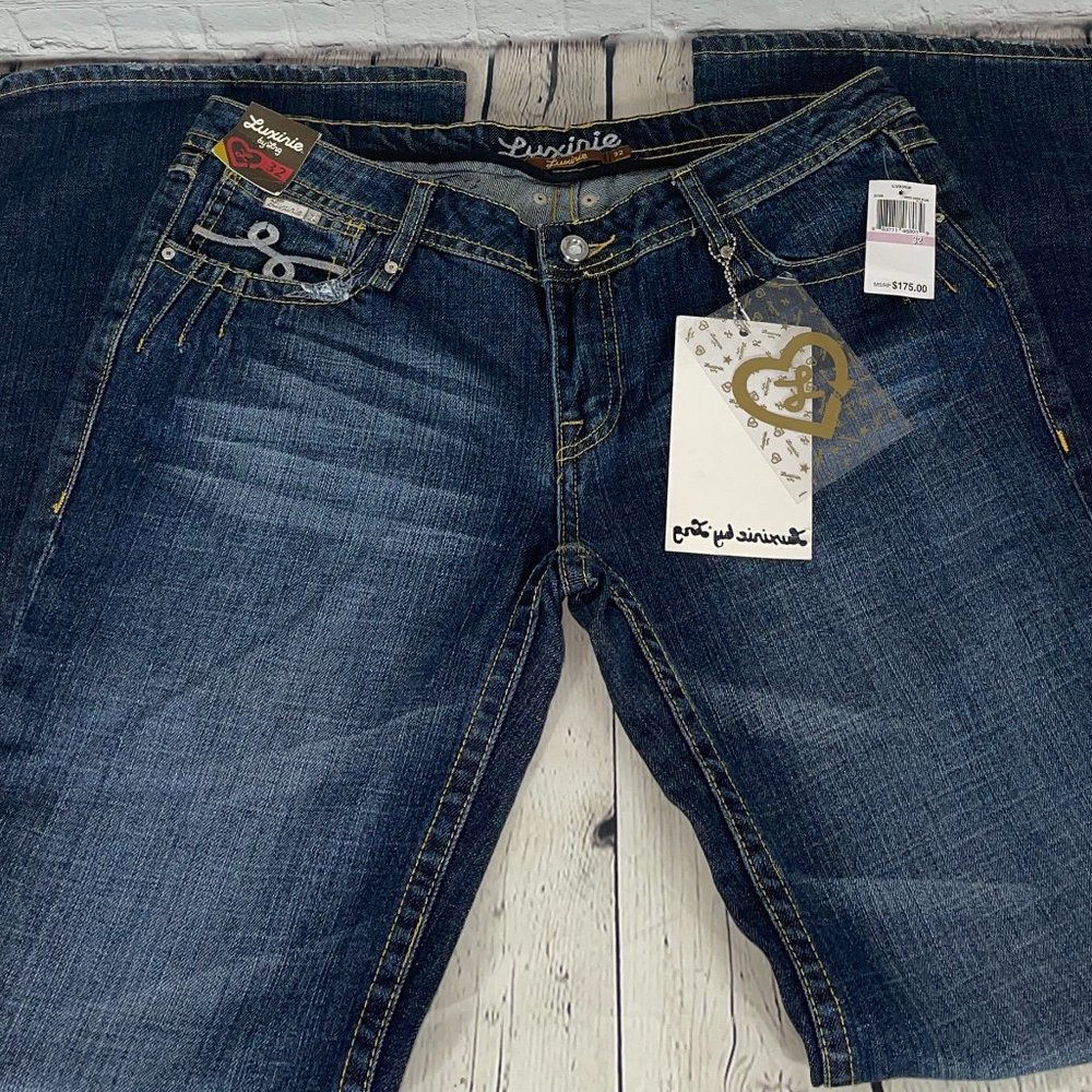 NWT WOMEN'S LUXIRIE by LRG ROLLING HIGH BOOTCUT JEANS SIZE 32